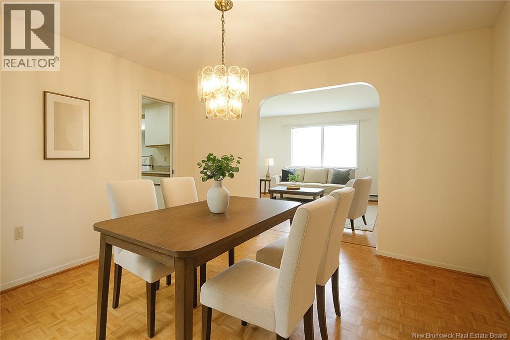 8 Tennis Court Road Property Photo 21
