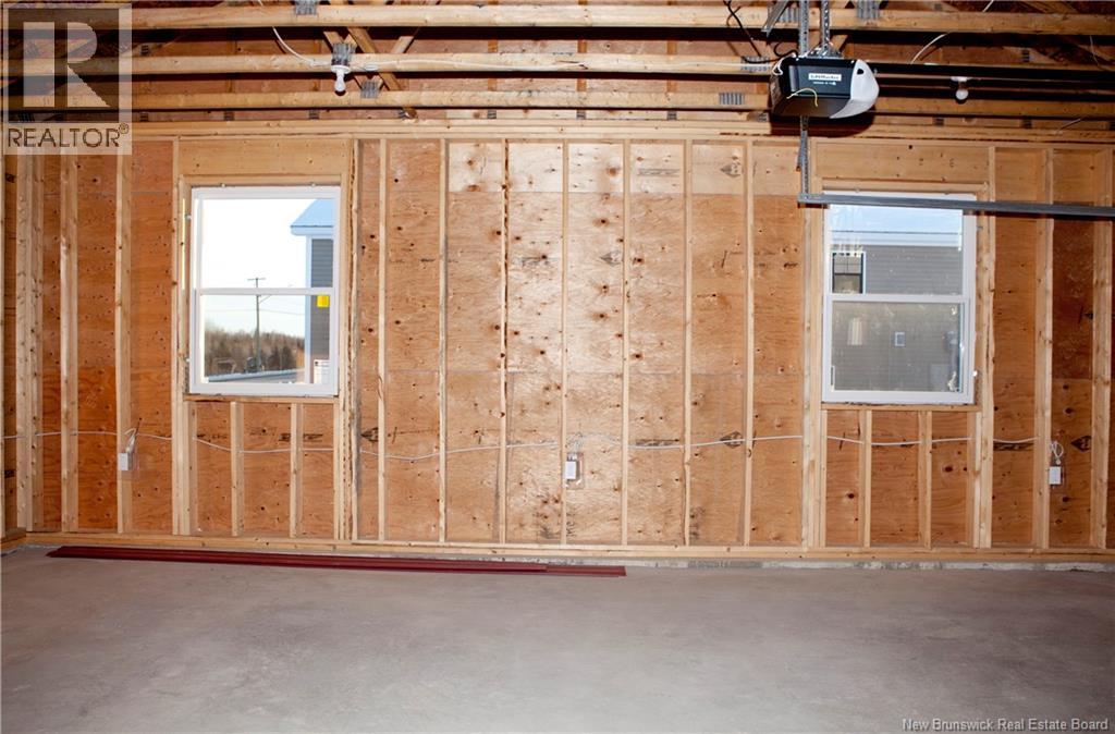 128 Hetherington Court Property Photo 6