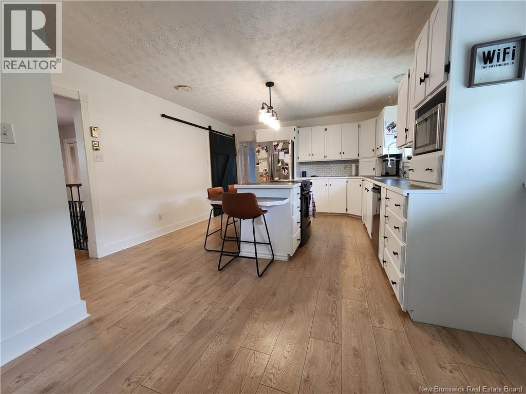 315 Bernier Street Property Photo 8