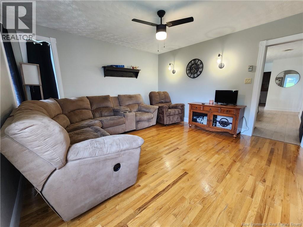 315 Bernier Street Property Photo 12