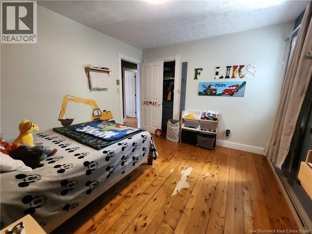 315 Bernier Street Property Photo 29