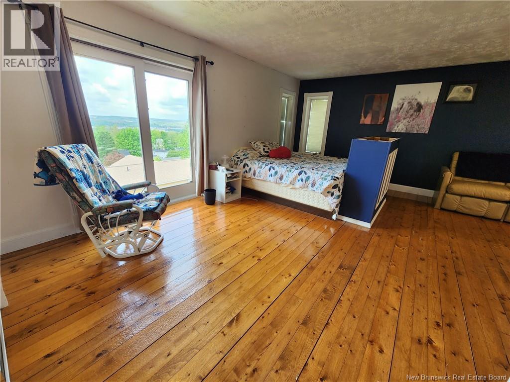 315 Bernier Street Property Photo 33