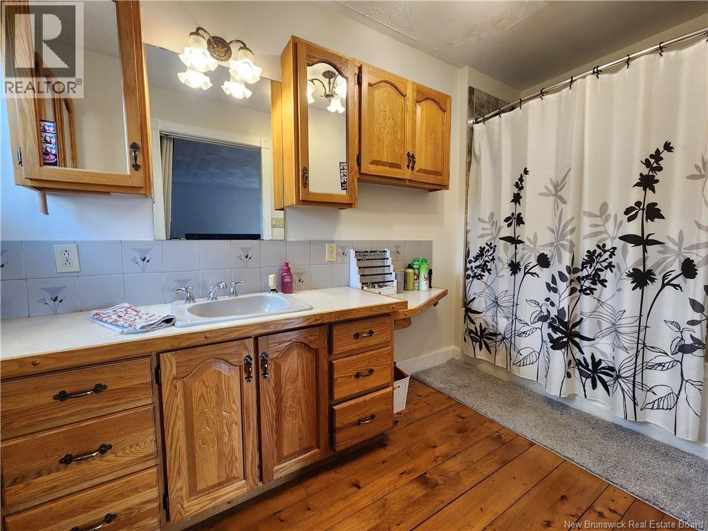 315 Bernier Street Property Photo 34