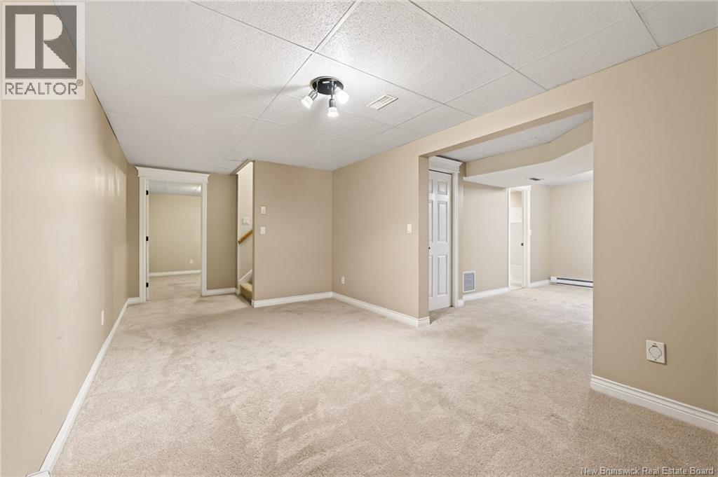 7 Highgate Court Property Photo 44