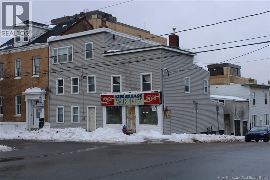 149 King St East Property Photo 2