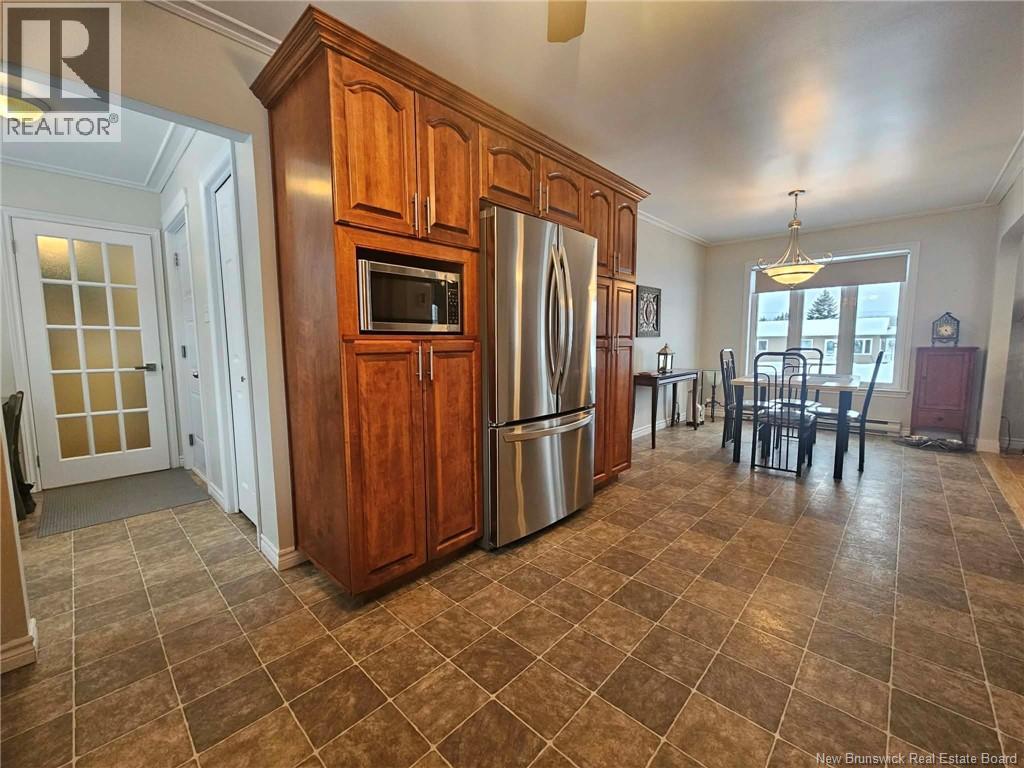 19 5th Ave Property Photo 8