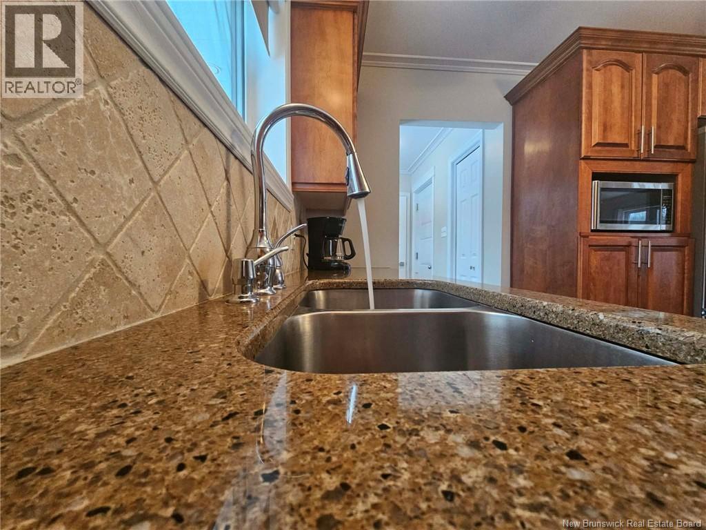 19 5th Ave Property Photo 13