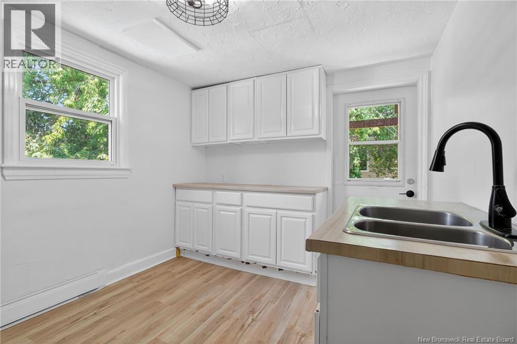 267 Lutz Property Photo 18