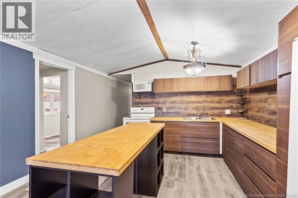27 Hill Street Property Photo 6