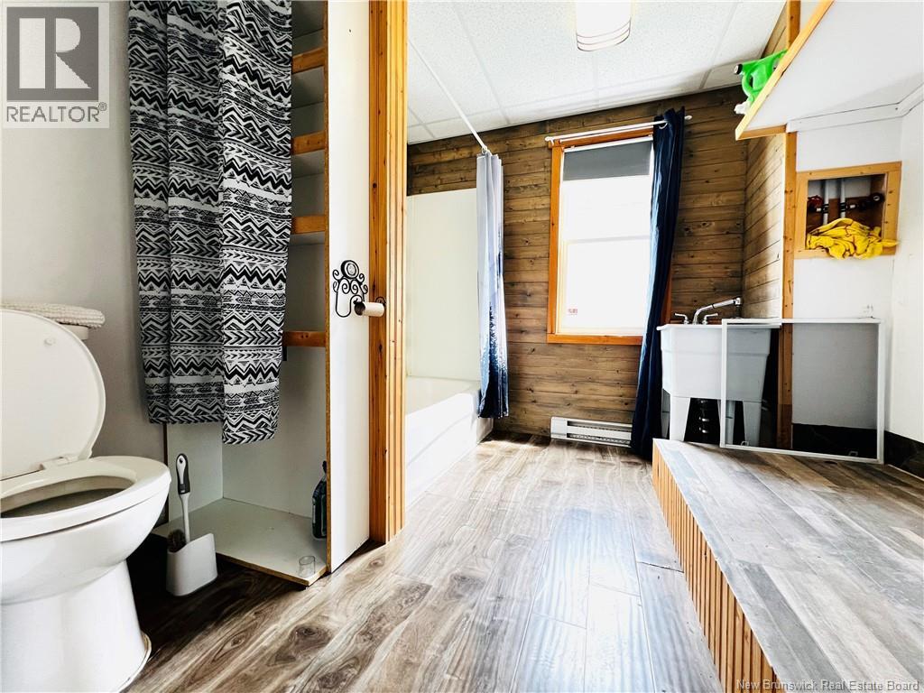 246 Dumaresq Property Photo 11