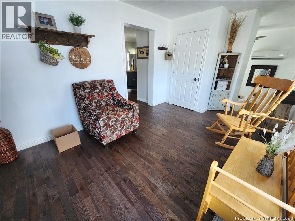 949 West River Road Property Photo 6