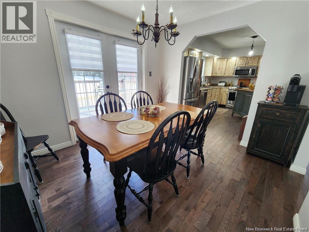 949 West River Road Property Photo 10