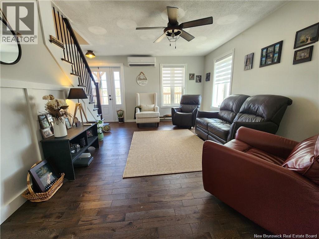 949 West River Road Property Photo 13