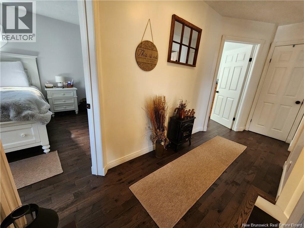 949 West River Road Property Photo 18
