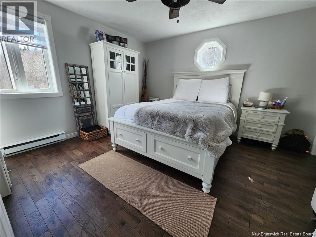 949 West River Road Property Photo 19