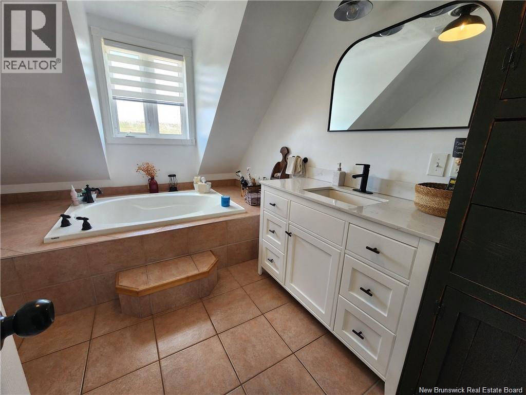 949 West River Road Property Photo 22