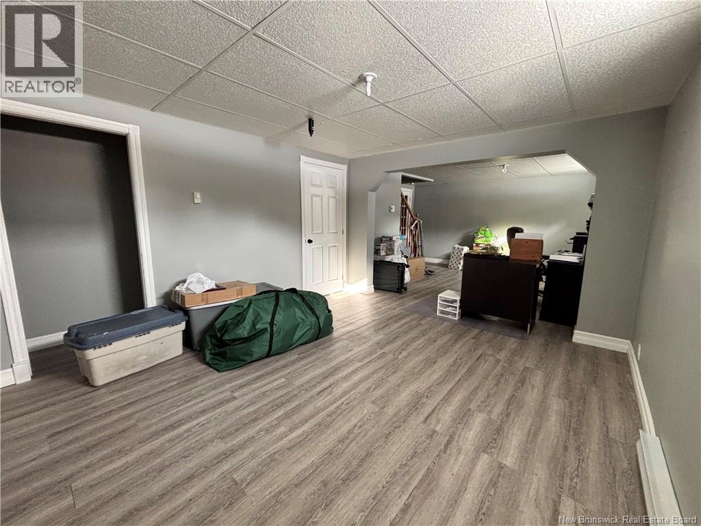 949 West River Road Property Photo 30