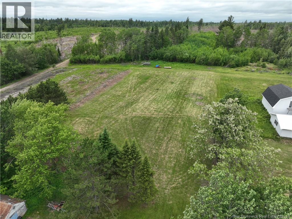 1 Hec Hwy 8 Property Photo 3