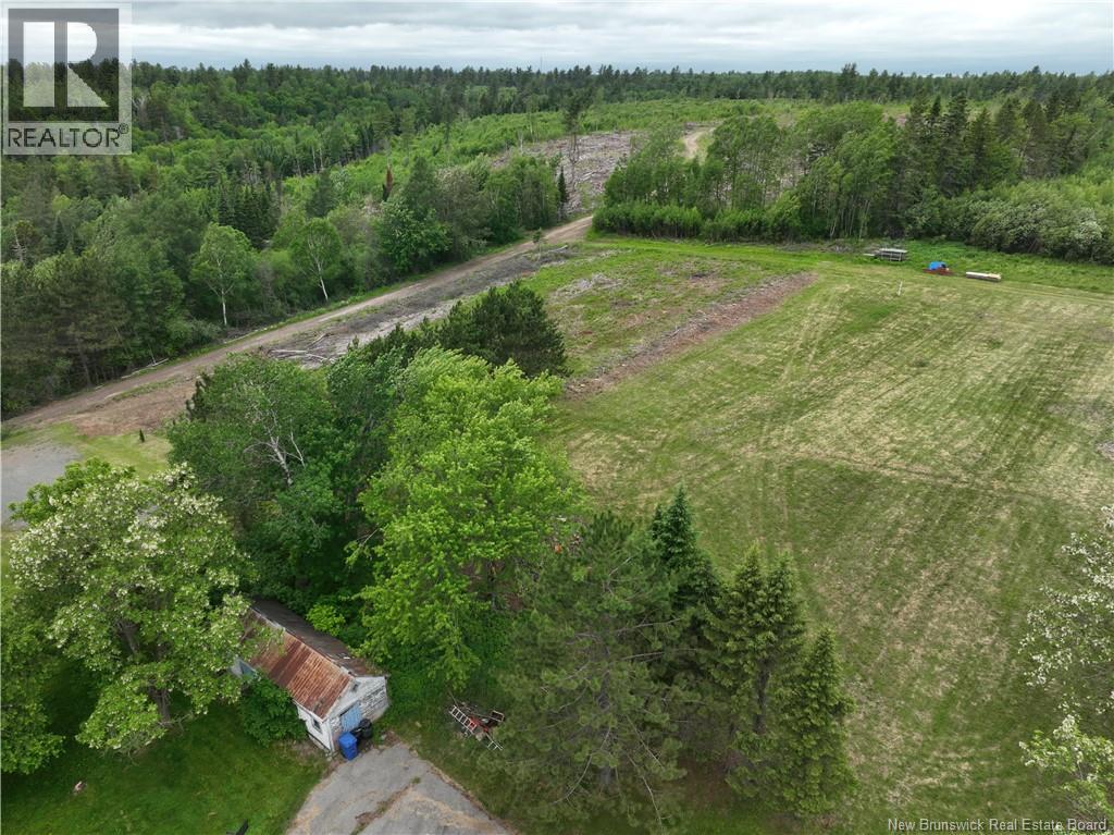 1 Hec Hwy 8 Property Photo 4
