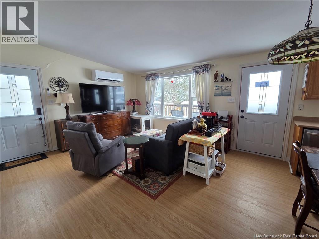 36 Hayward Lane Property Photo 3