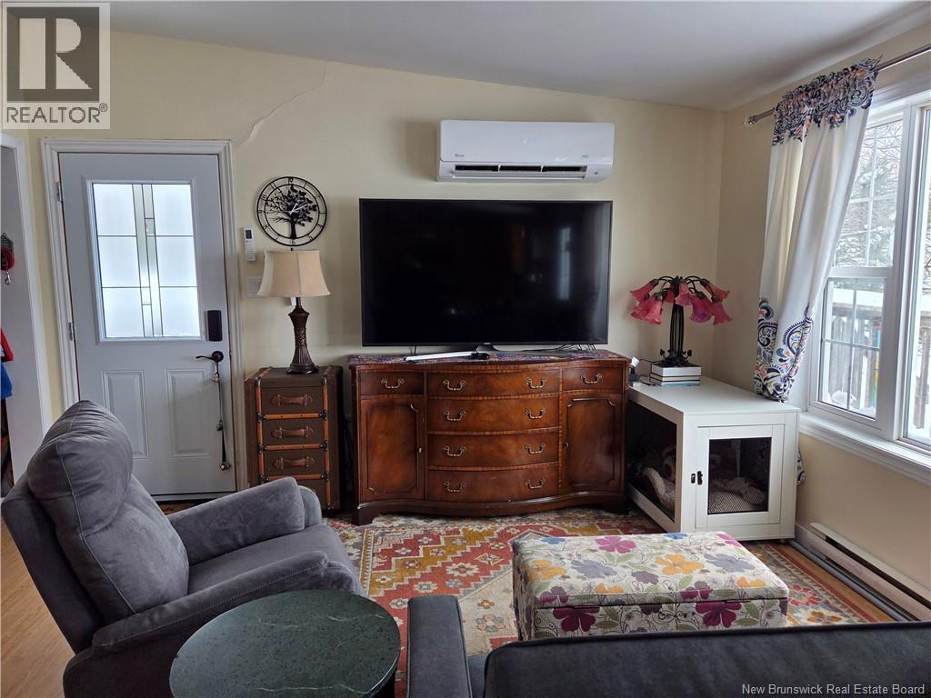 36 Hayward Lane Property Photo 7