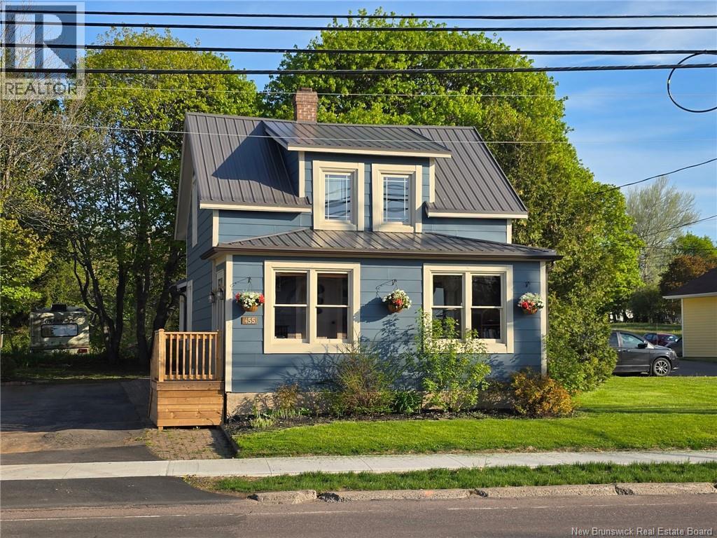 455 Main Street