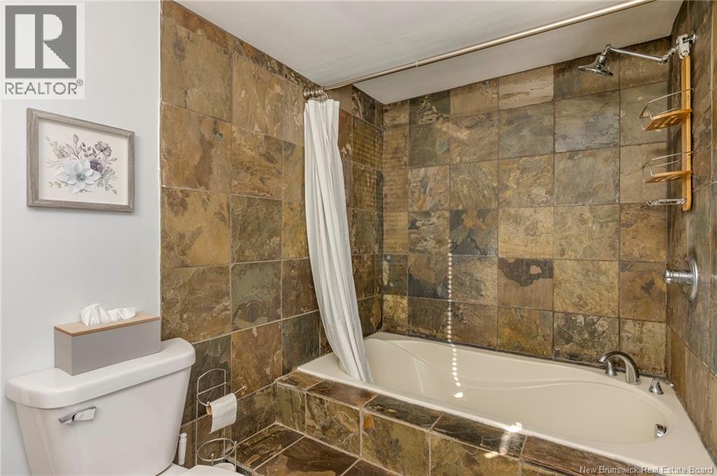455 Main Street Property Photo 16