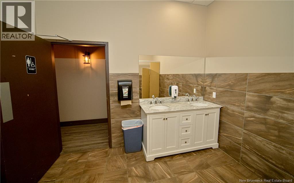 748 New Brunswick 105 Property Photo 22