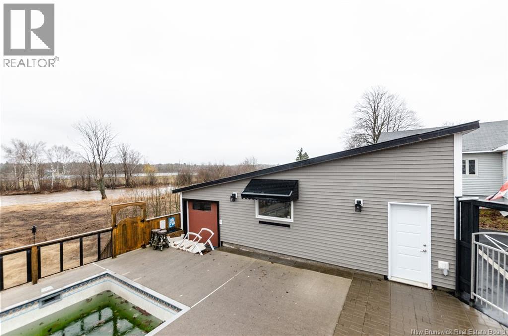 110 Old Post Road Property Photo 37