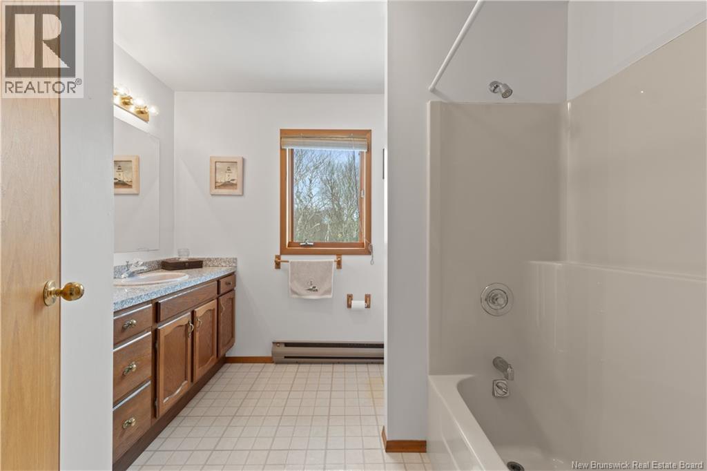 572 Fundy Drive Property Photo 17