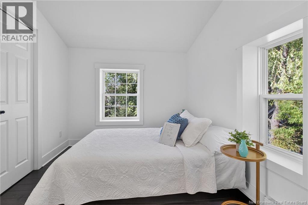 42 Germain Property Photo 27