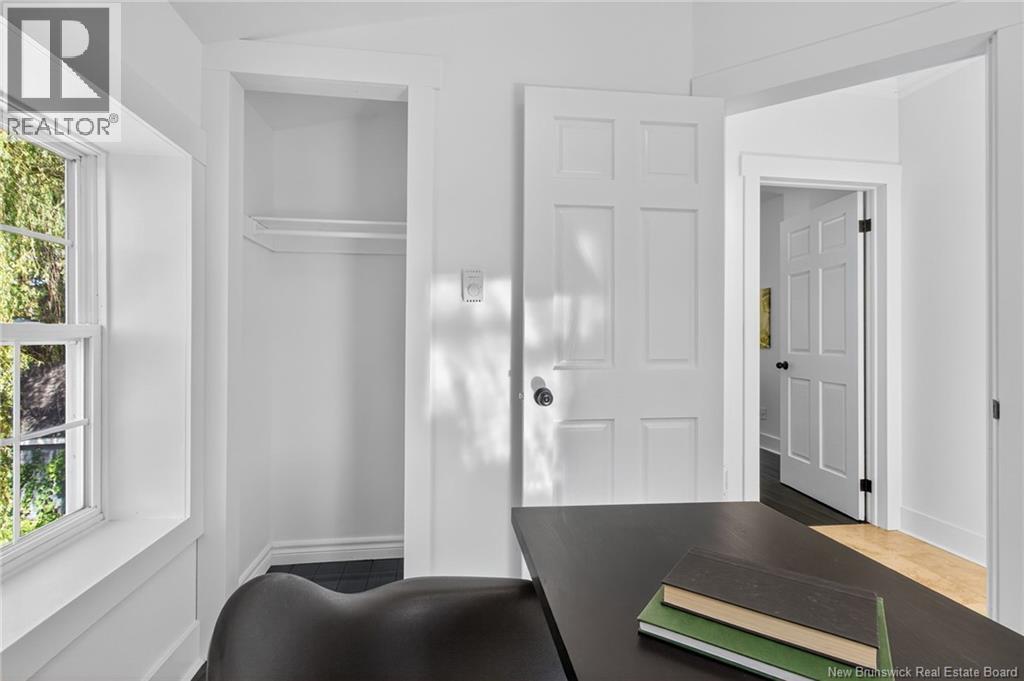 42 Germain Property Photo 32