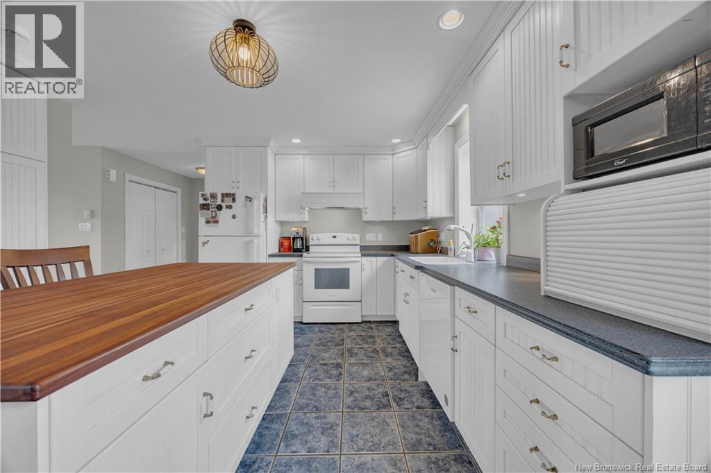 34 Dunn Avenue Property Photo 14