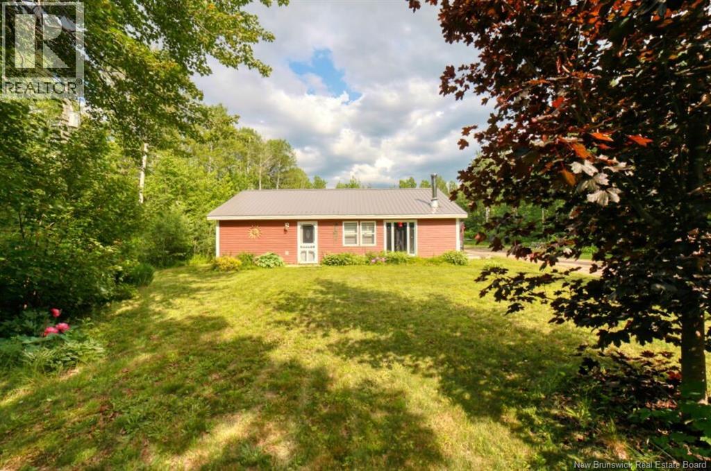 275 Chamberlain Settlement Property Photo 2