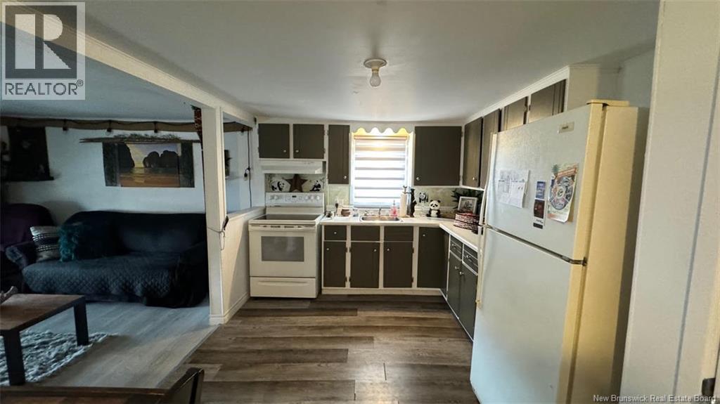 5742 Centrale Street Property Photo 11