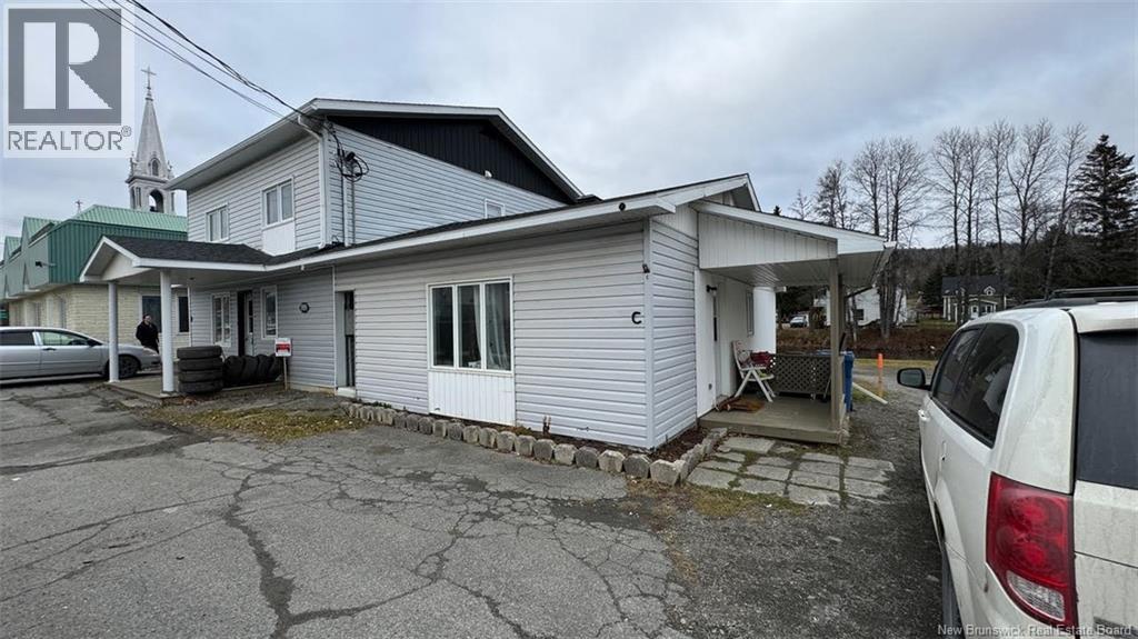 1999 Commerciale Street Property Photo 2