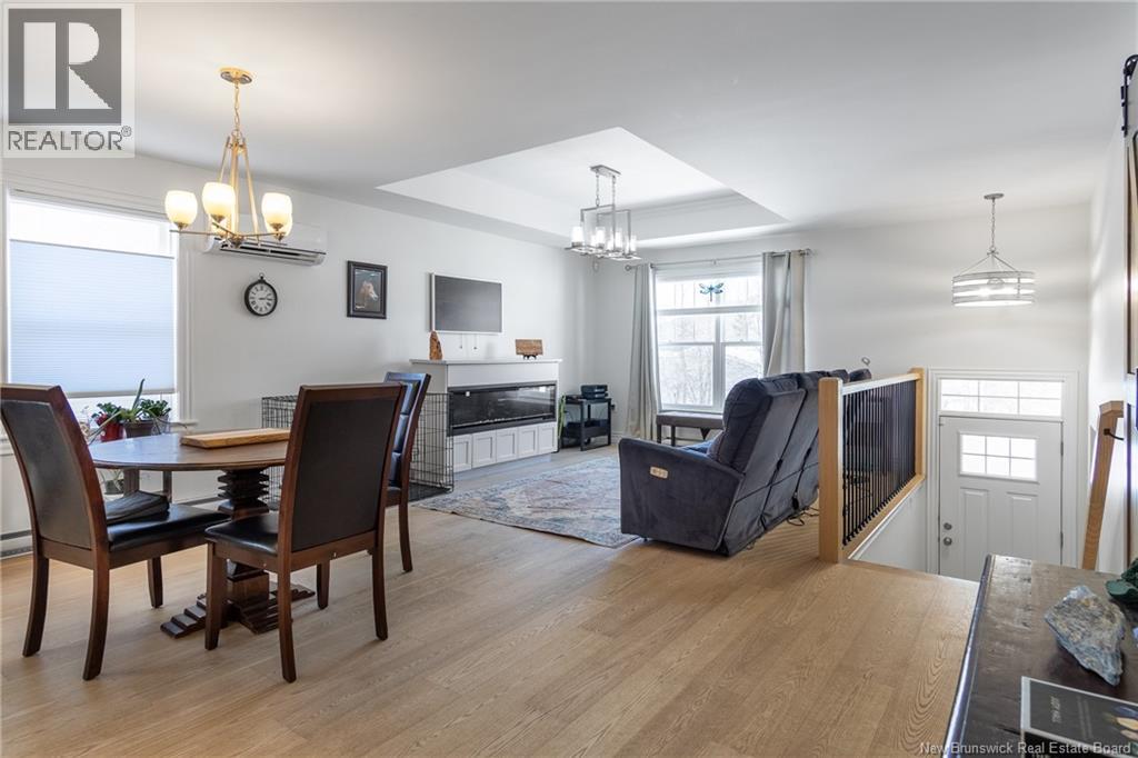 50 Walker Crescent Property Photo 6