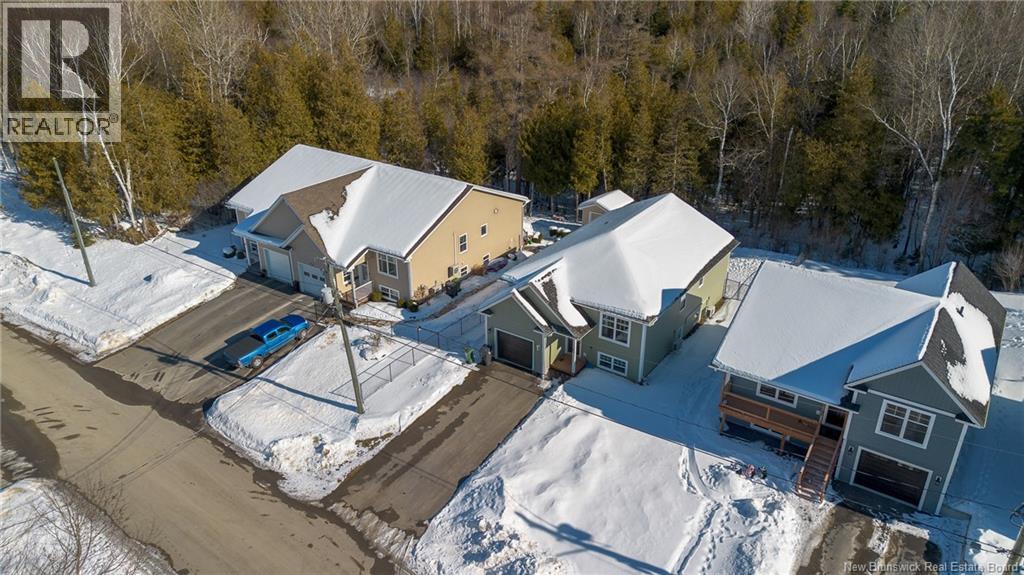 50 Walker Crescent Property Photo 35