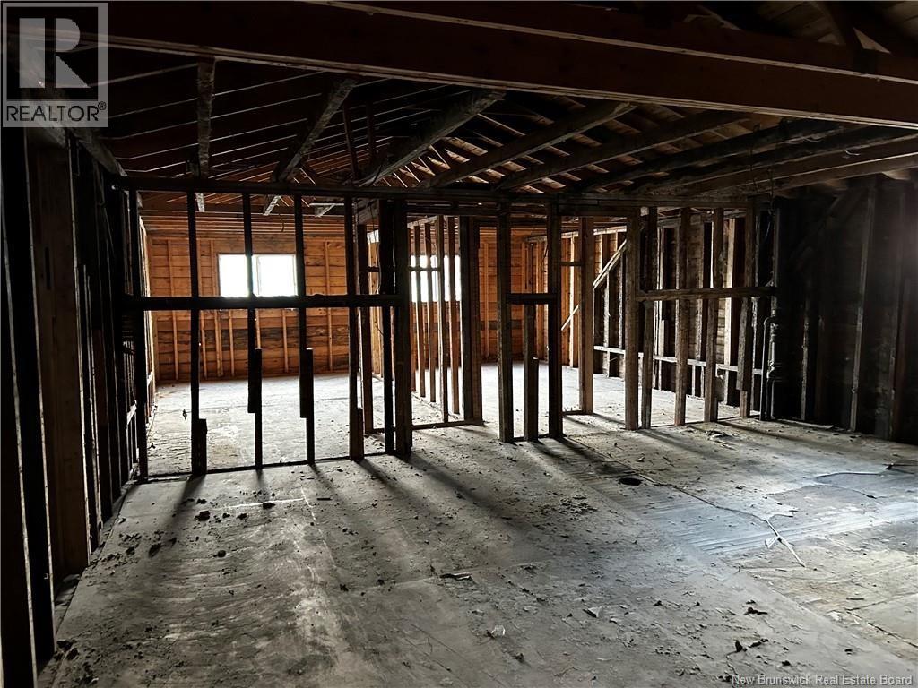 651 Mountain Road Property Photo 4