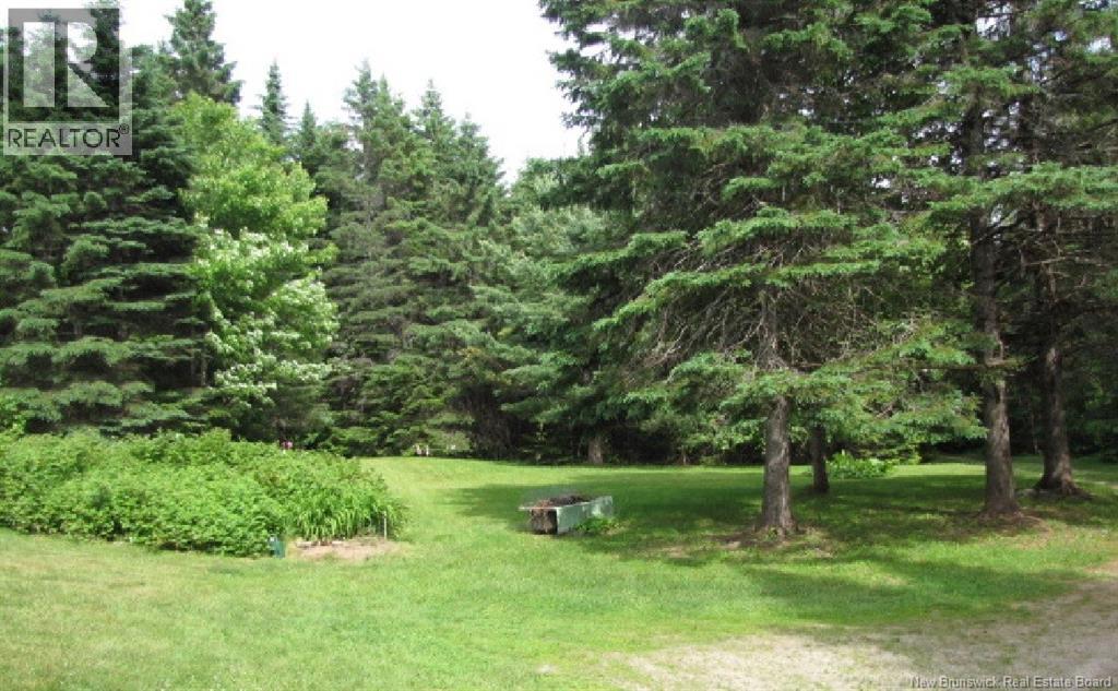 327 Maple Grove Road Property Photo 8