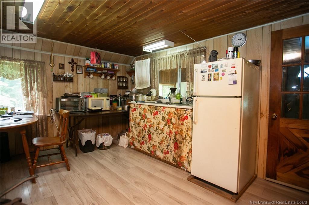 327 Maple Grove Road Property Photo 10