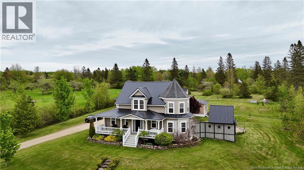 521 Royal Property Photo 1