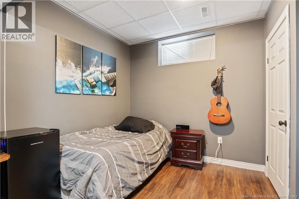 521 Royal Property Photo 31
