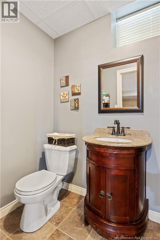 521 Royal Property Photo 33
