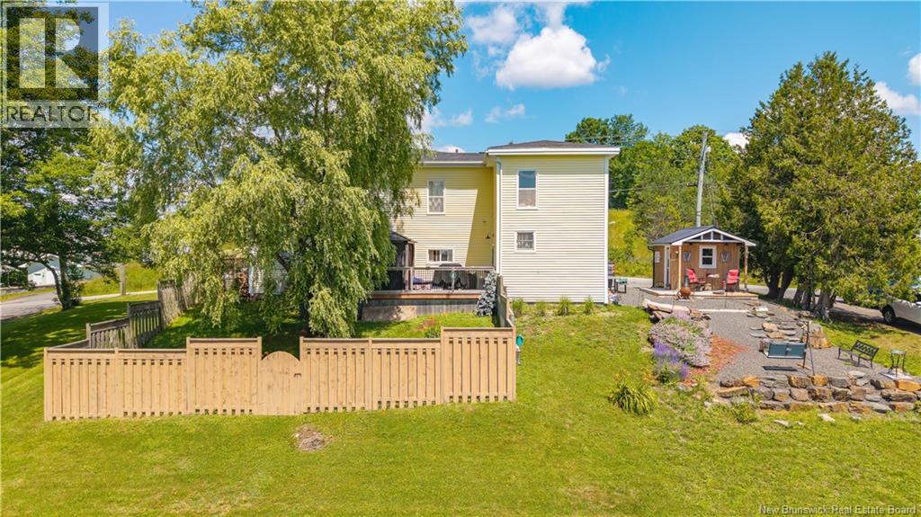30 Carleton Street Property Photo 6