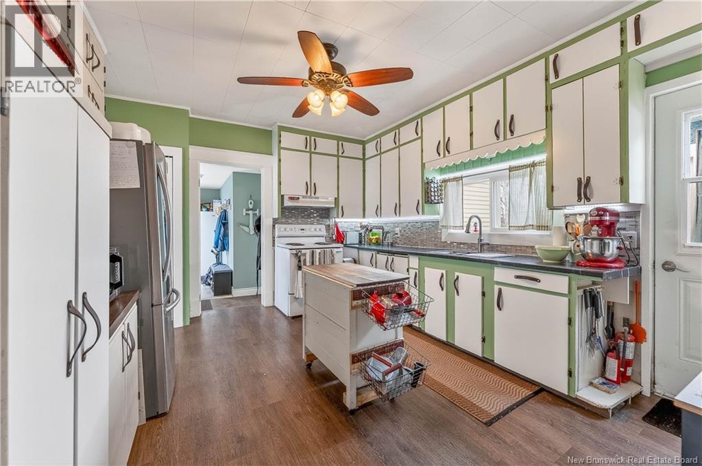 30 Carleton Street Property Photo 22
