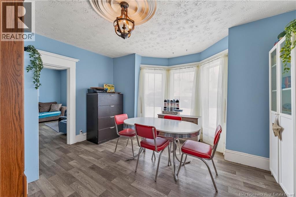 30 Carleton Street Property Photo 23