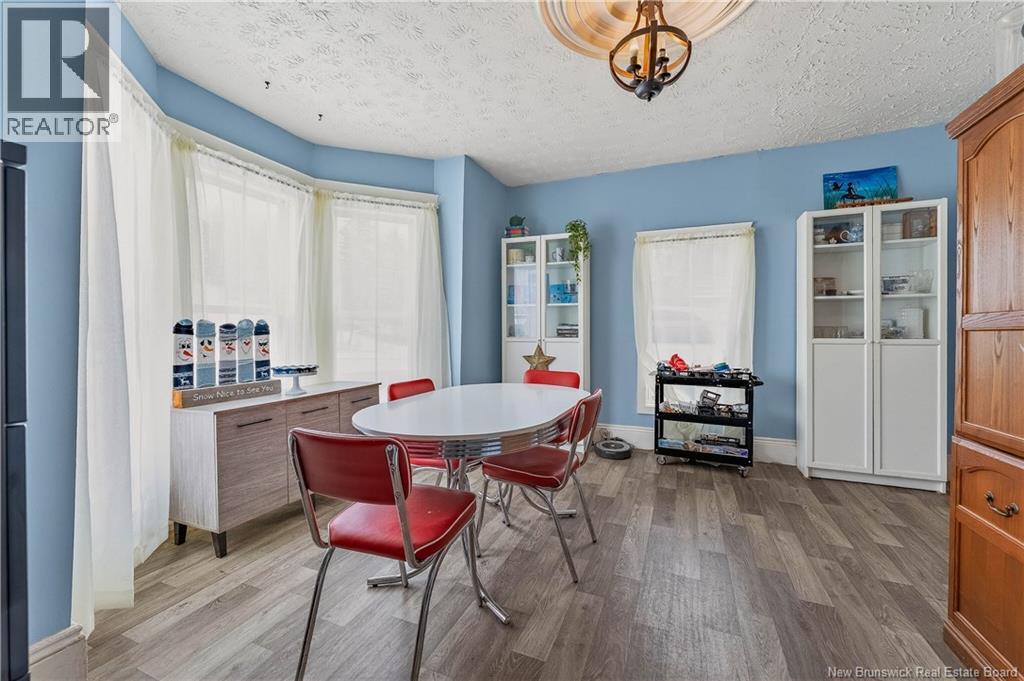 30 Carleton Street Property Photo 24