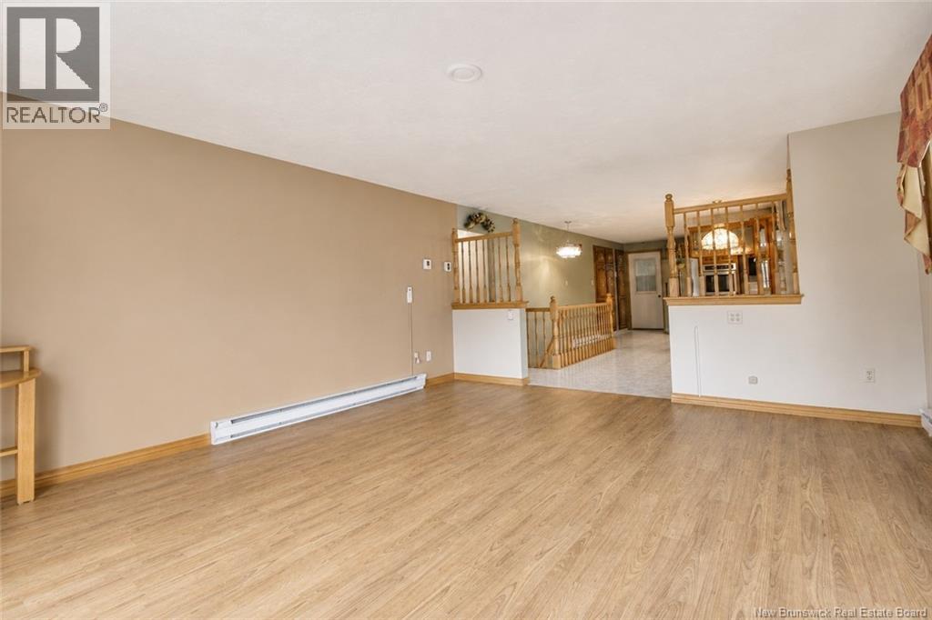 80 Centennial West Avenue Property Photo 11