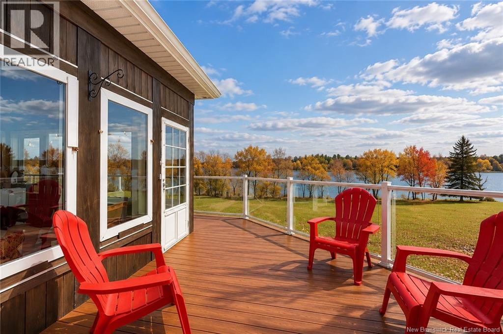 20 Islandview Lane Property Photo 3